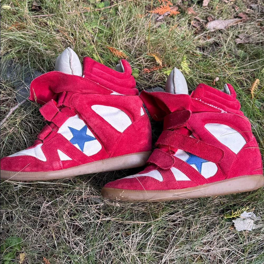 Isabel Marant Beckett
Red and Cream High-Top Sneakers size 10 - Picture 3 of 5